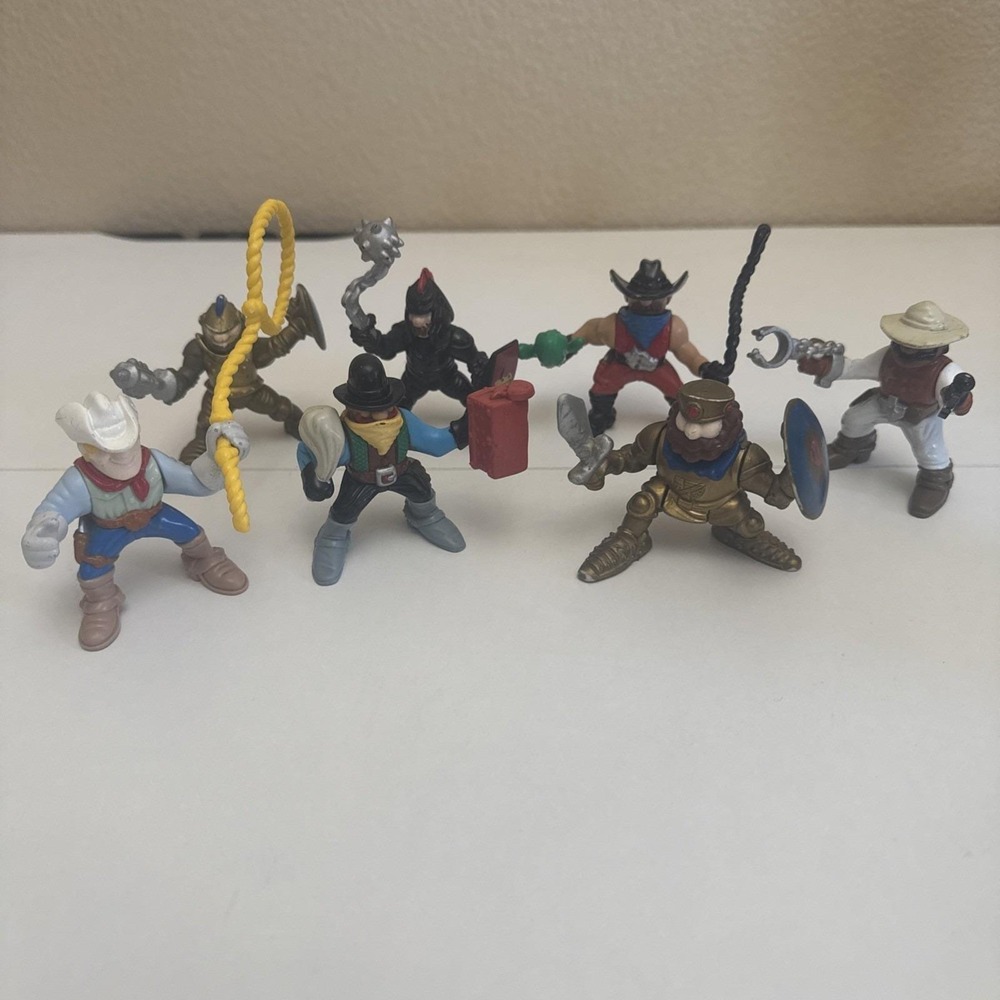 Vintage Fisher Price Great Adventures Knights & Cowboy/ Horse Figure Toy Lot (7)